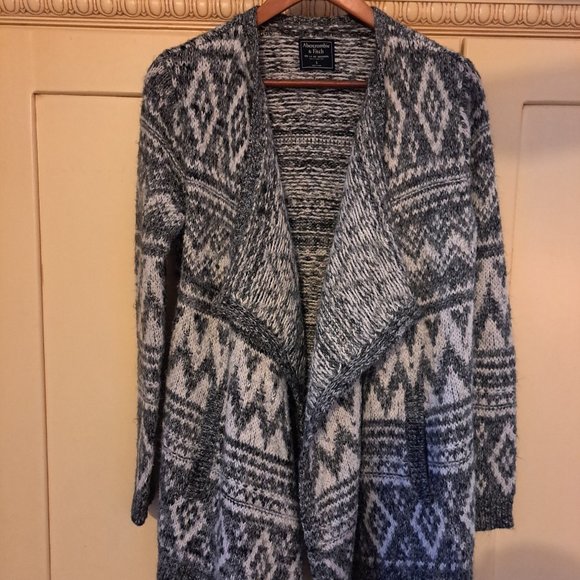 Abercrombie & Fitch Fair Isle cardigan sweater Size Sm - Picture 1 of 8